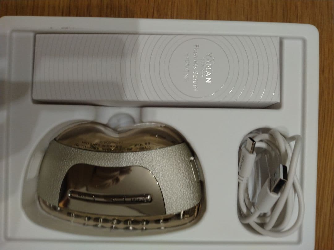 ▫️YA-MAN ヤーマン リフトロジー(ジェルは新品です。)　値下げしました！