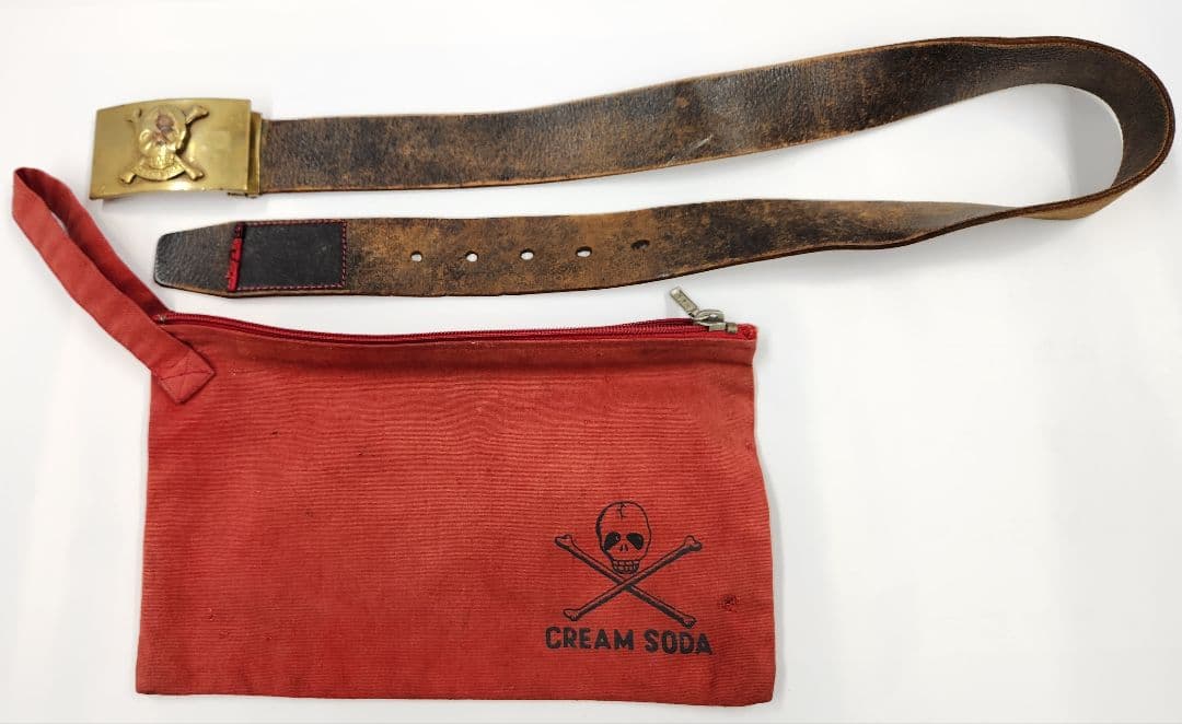 CREAM SODA スカルバックル ベルトセットと赤色のポーチ　クリームソーダ