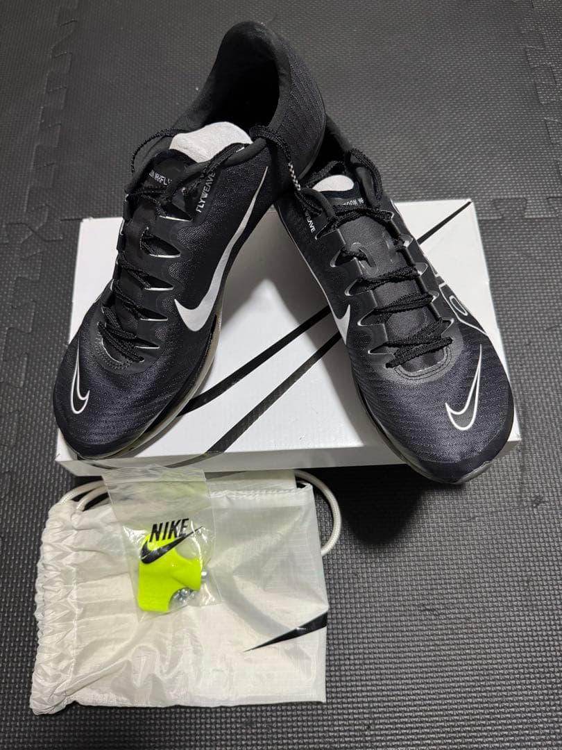 ナイキ　マックスフライ　モアテン黒