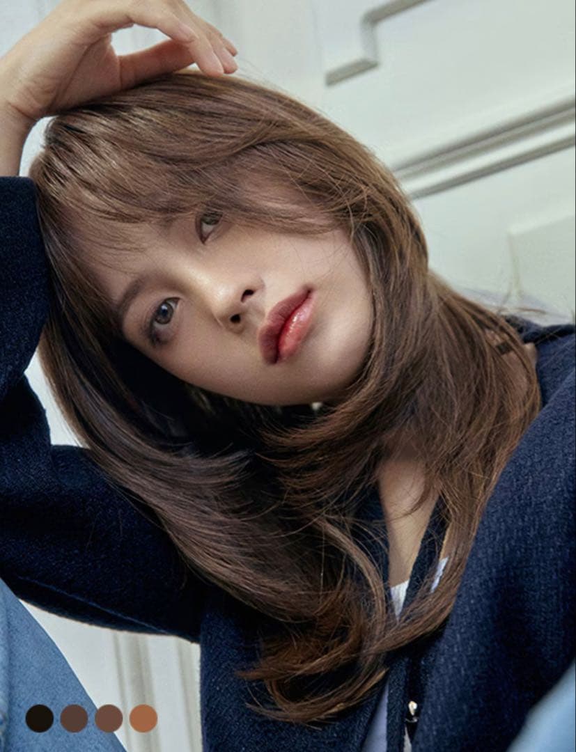 【新品】ピンクエイジ　総手植えフルウィッグ　レイヤードパーマ エミリン