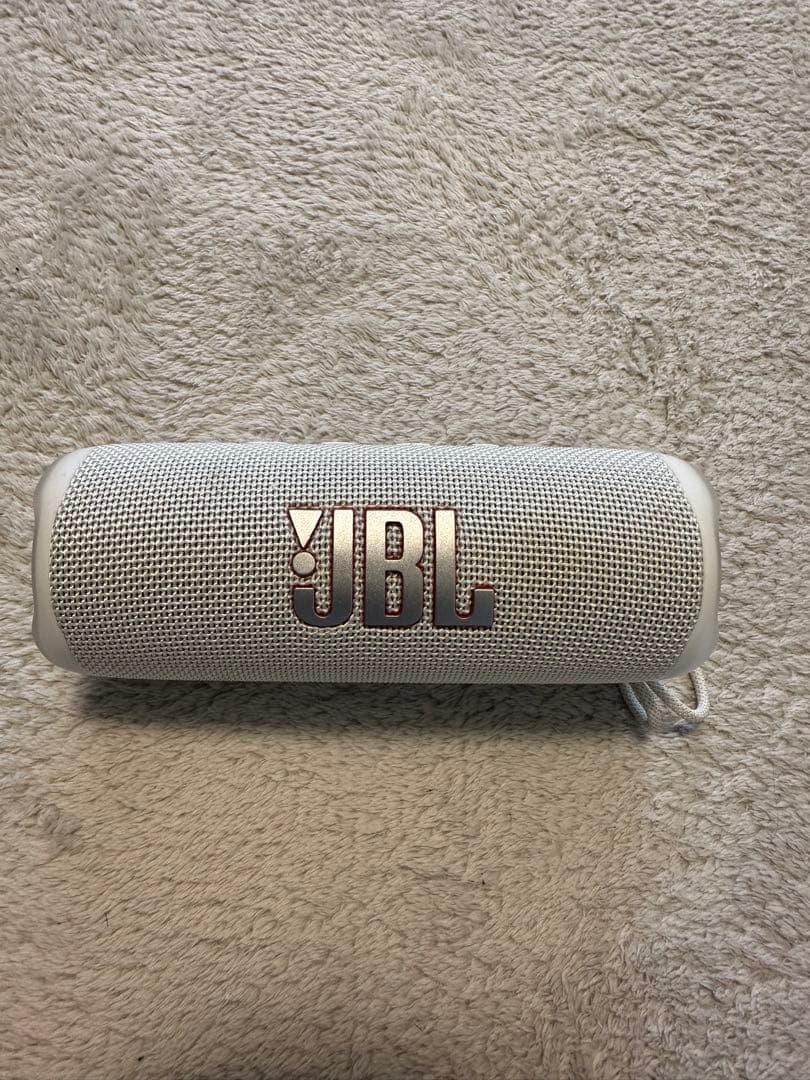 JBL FLIP6 ホワイト ポータブルスピーカー