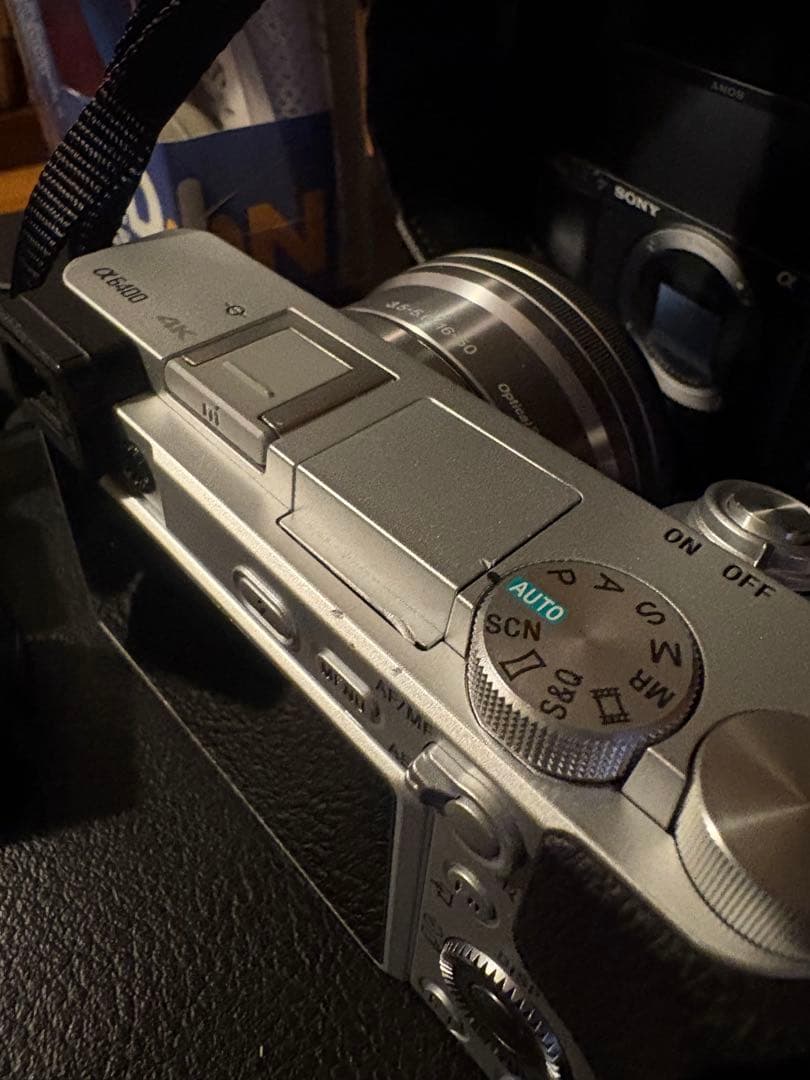 SONY α6400 シルバーモデルEマウント純正バッテリー２個