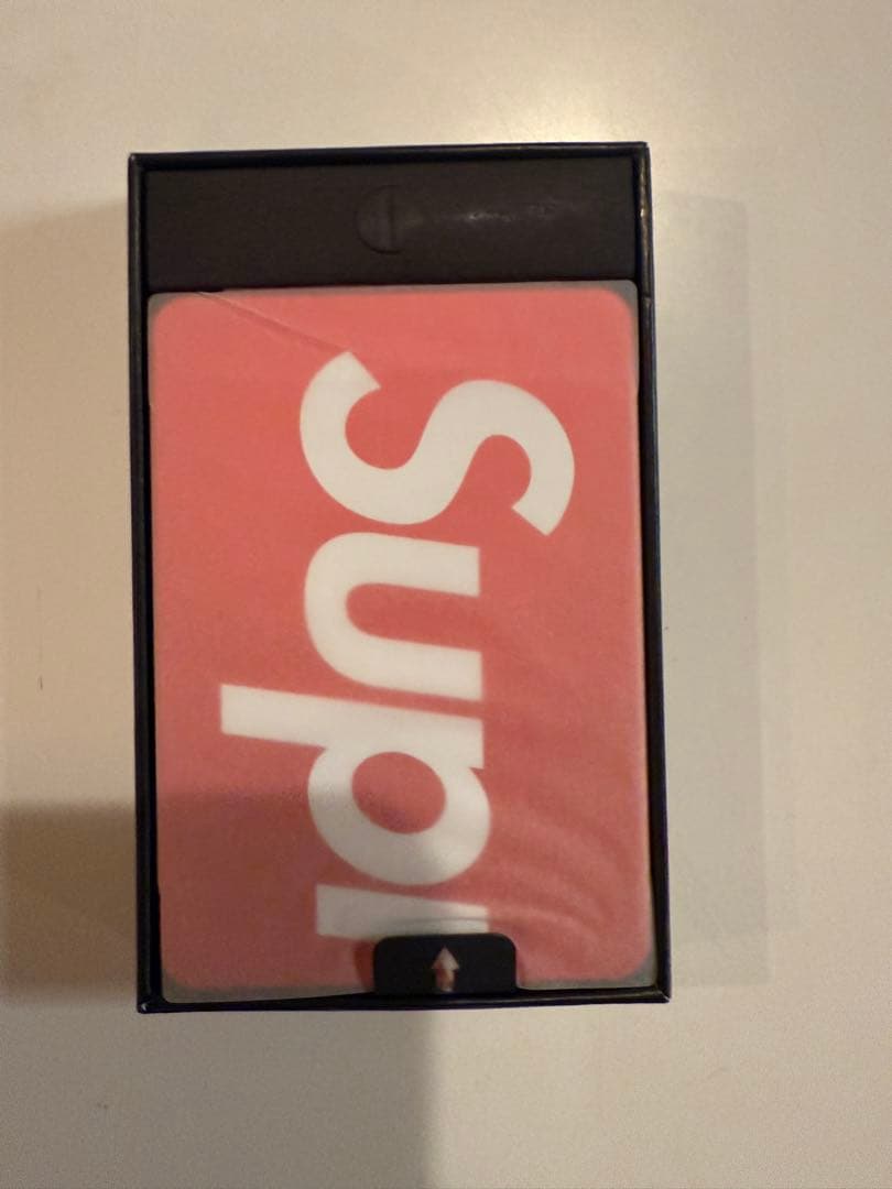 スマホアクセサリー supreme 25fw week15 powerstation