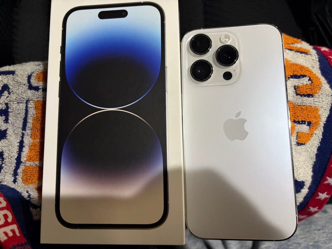 最終値下げ！iPhone 14 Pro シルバー 本体 + Anker