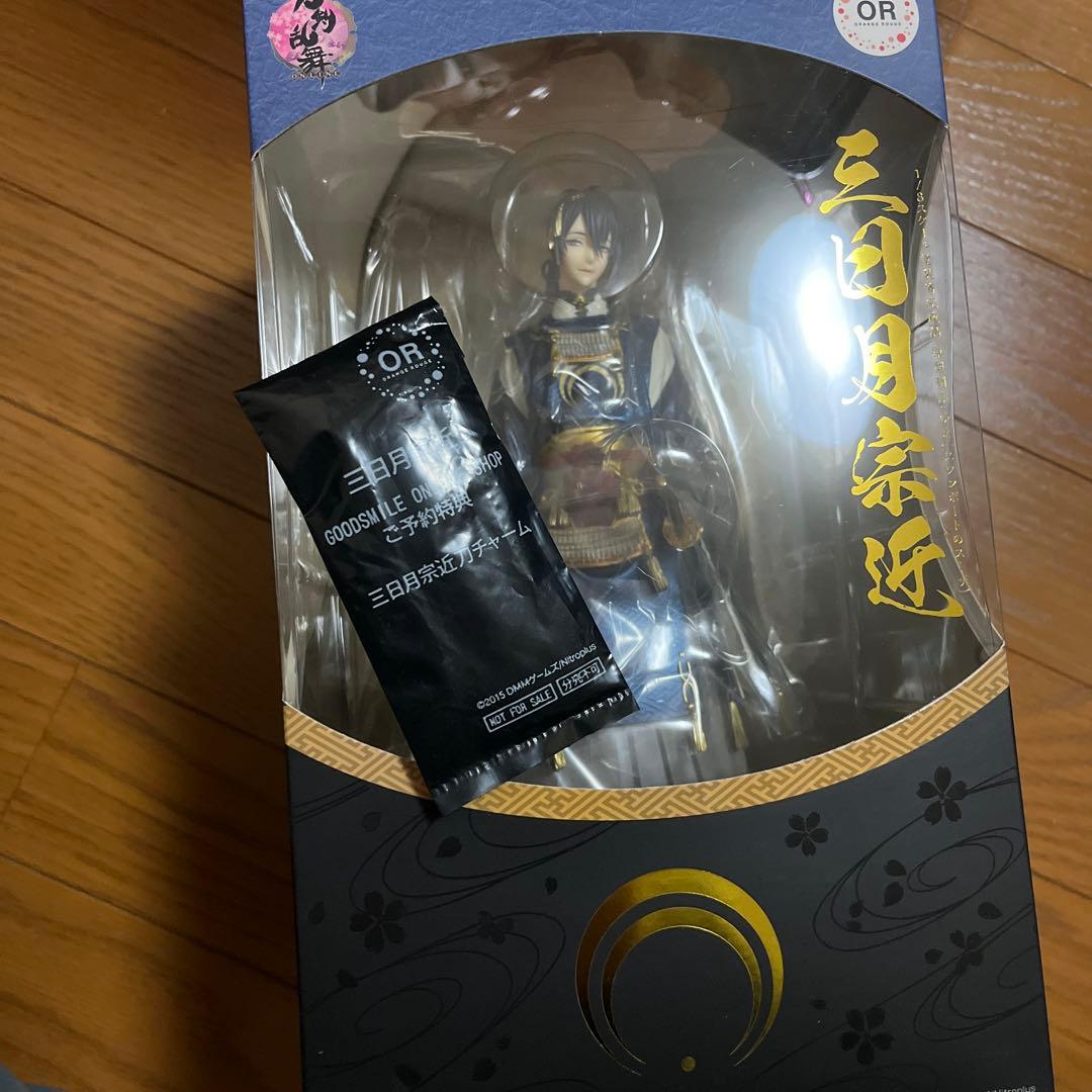 刀剣乱舞 三日月宗近 フィギュア