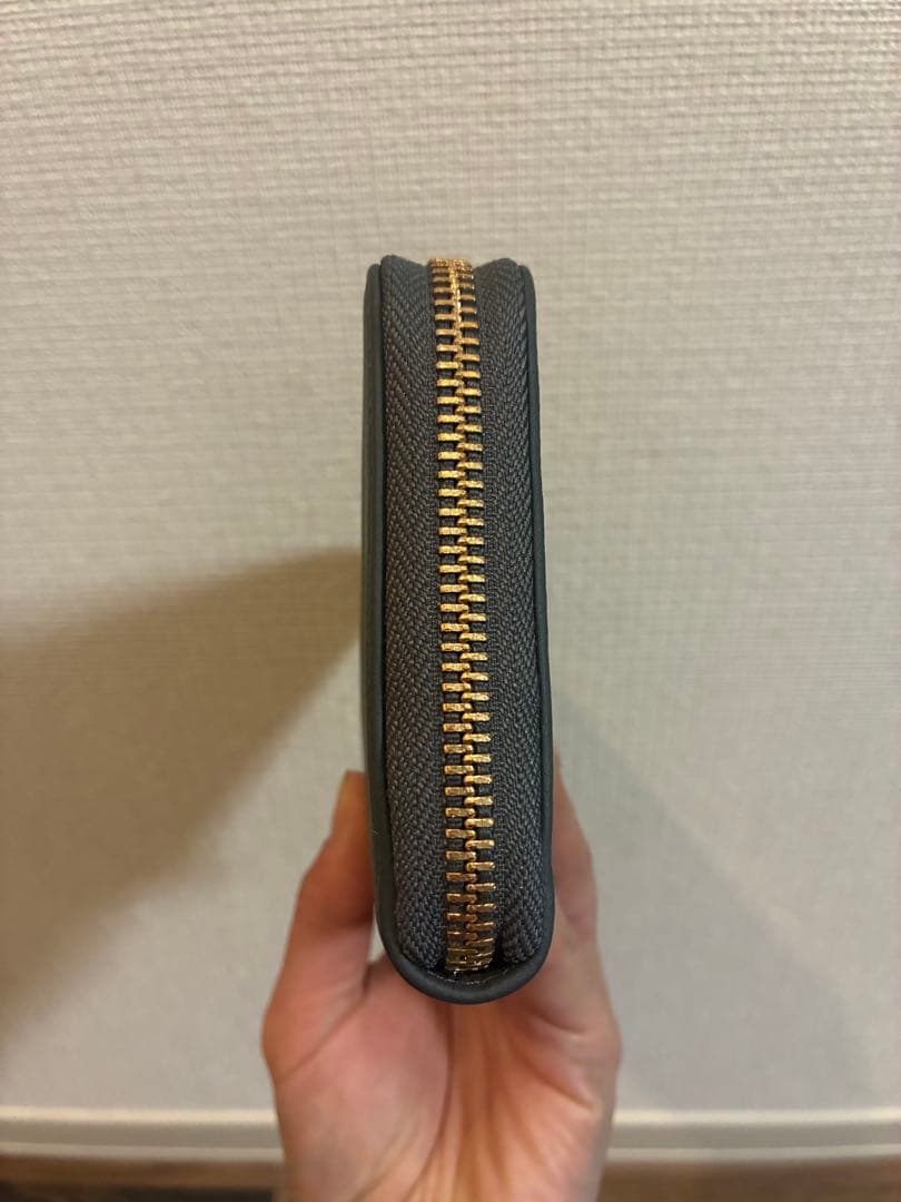 ★お取り置き★新品　PORSCHE 長財布　牛革　エンボス加工　ブルーグレー