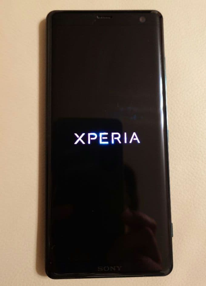 Xperia XZ3 SIMフリー　グリーン
