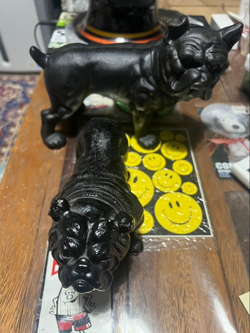 ★アンティークブラック ブルドッグ手前1体★