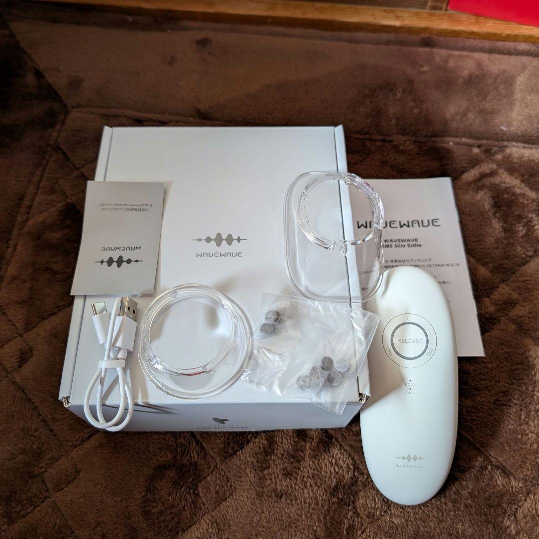 【ほぼ未使用】ウェイブウェイブ　美顔器　EMS 吸引器