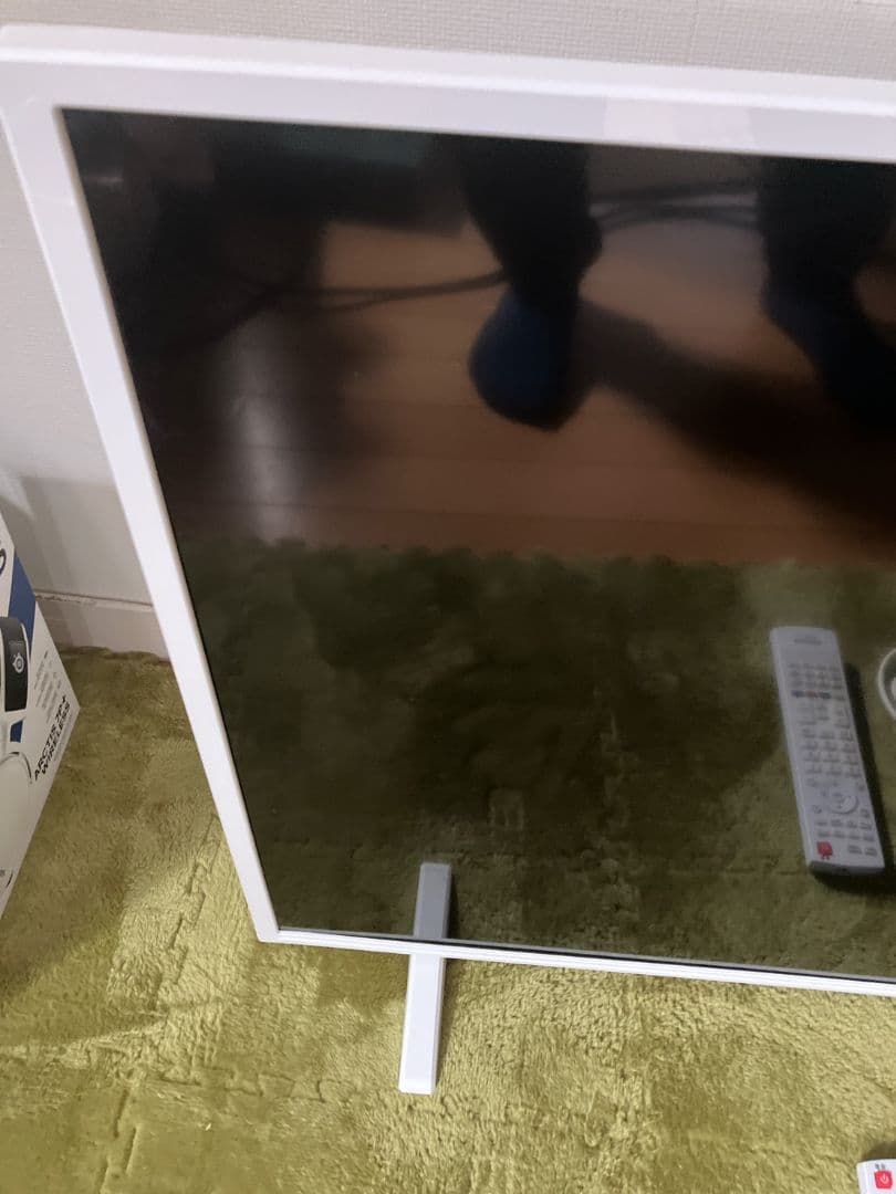 IRIS OHYAMA 40型希少なホワイトTV