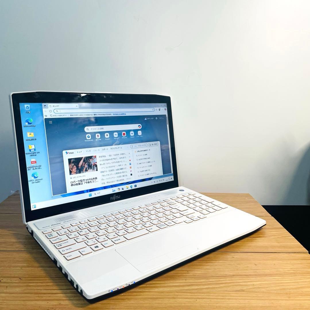 初心者もすぐ使える設定済 i7 Win11 オフィスメモリ8ギガSSD512ギガ