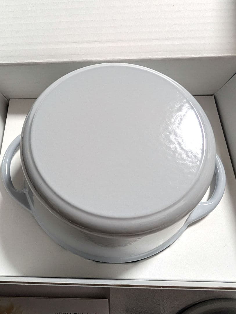 新品・未使用★バーミキュラ　オーブンポットラウンド　#14　ストーン