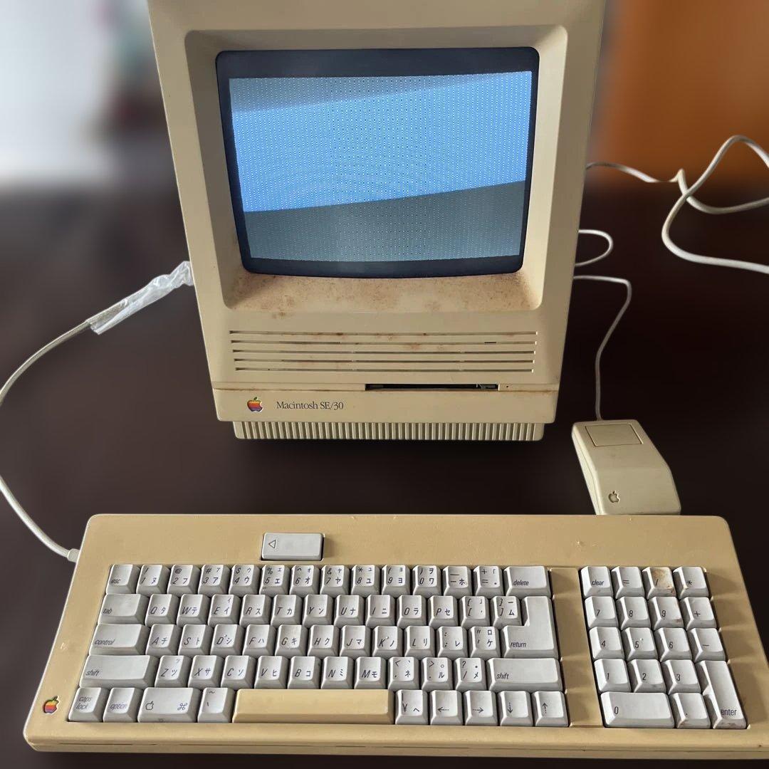 ヴィンテージ　Macintosh SE/30 本体　キーボード　マウス付属
