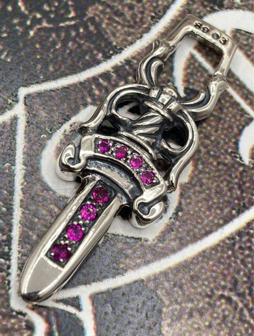 クロムハーツ　ダガー　チャーム　ペンダント　シルバー925 天然パヴェ