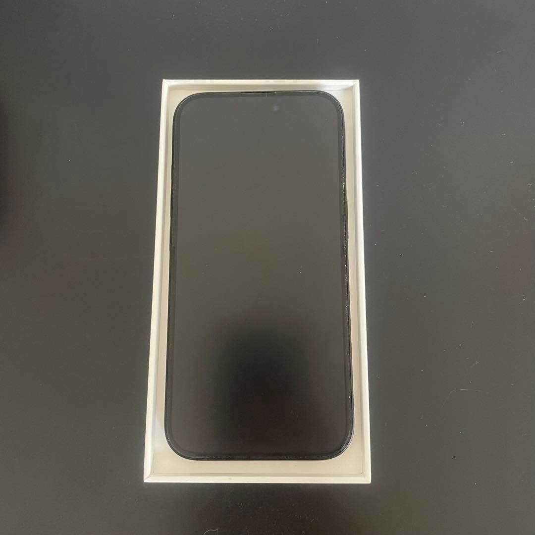 Apple iPhone16 128GBブラック