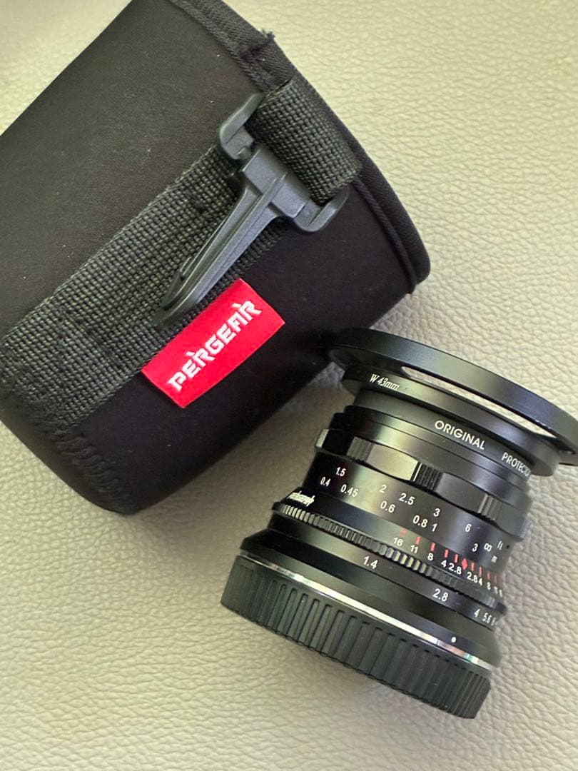 Pergear ❗️35mm F1.4 レンズ‼️