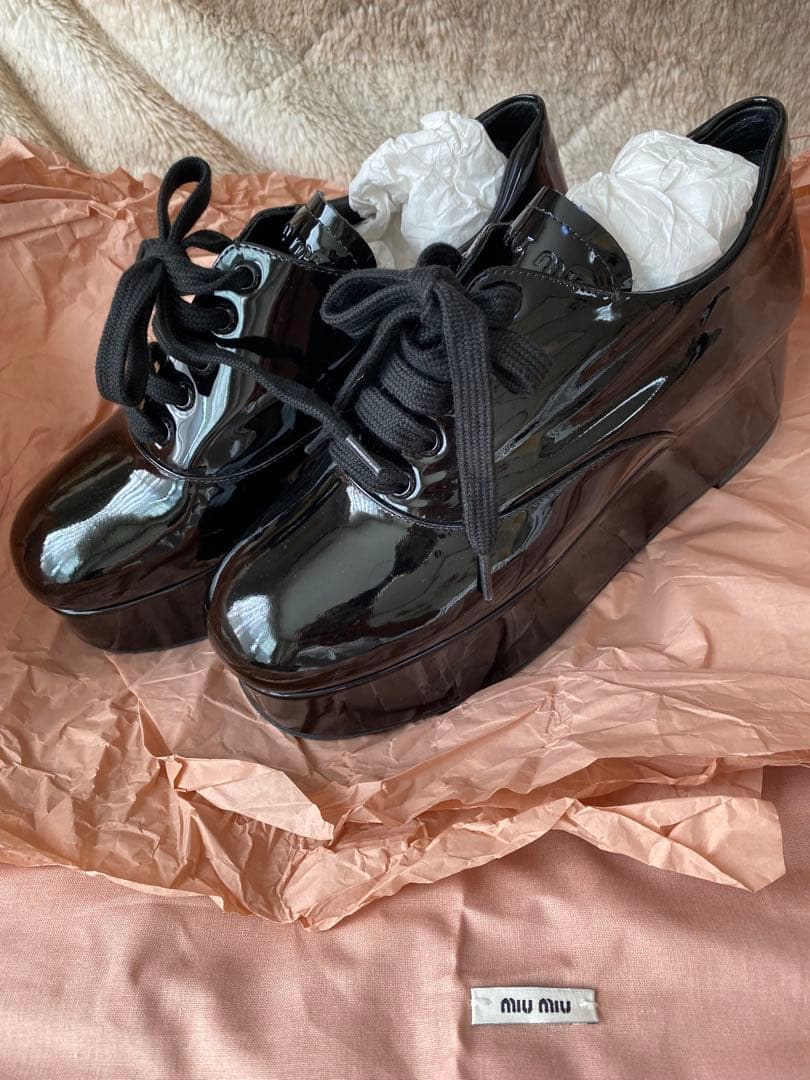 ミュウミュウ エナメル ドレスシューズ 36