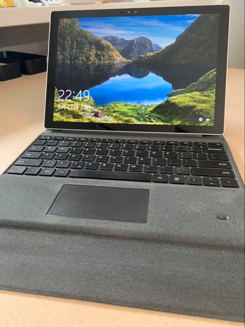 Surface Pro4(128GB) + キーボード + 充電器