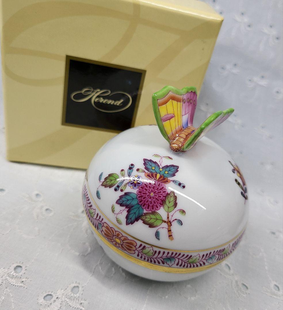 未使用近✨ヘレンド アポニーフラワー 蝶 小物入れ ボンボン入れ 箱