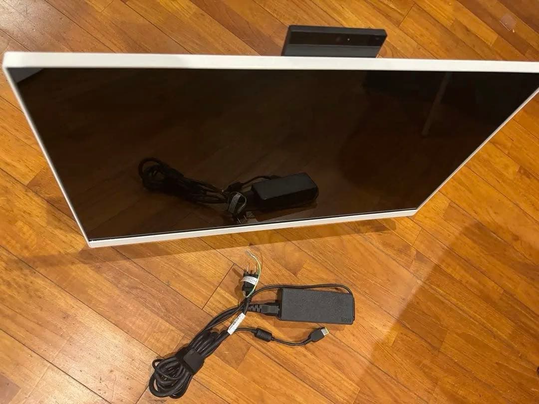 NEC LAVIE GD212T/CF 第8世代i3搭載液晶一体型PC