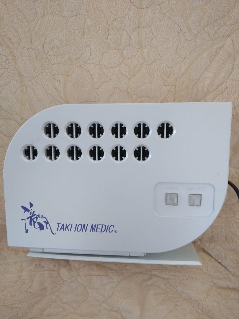 TAKION MEDIC イオン発生器 ホワイト