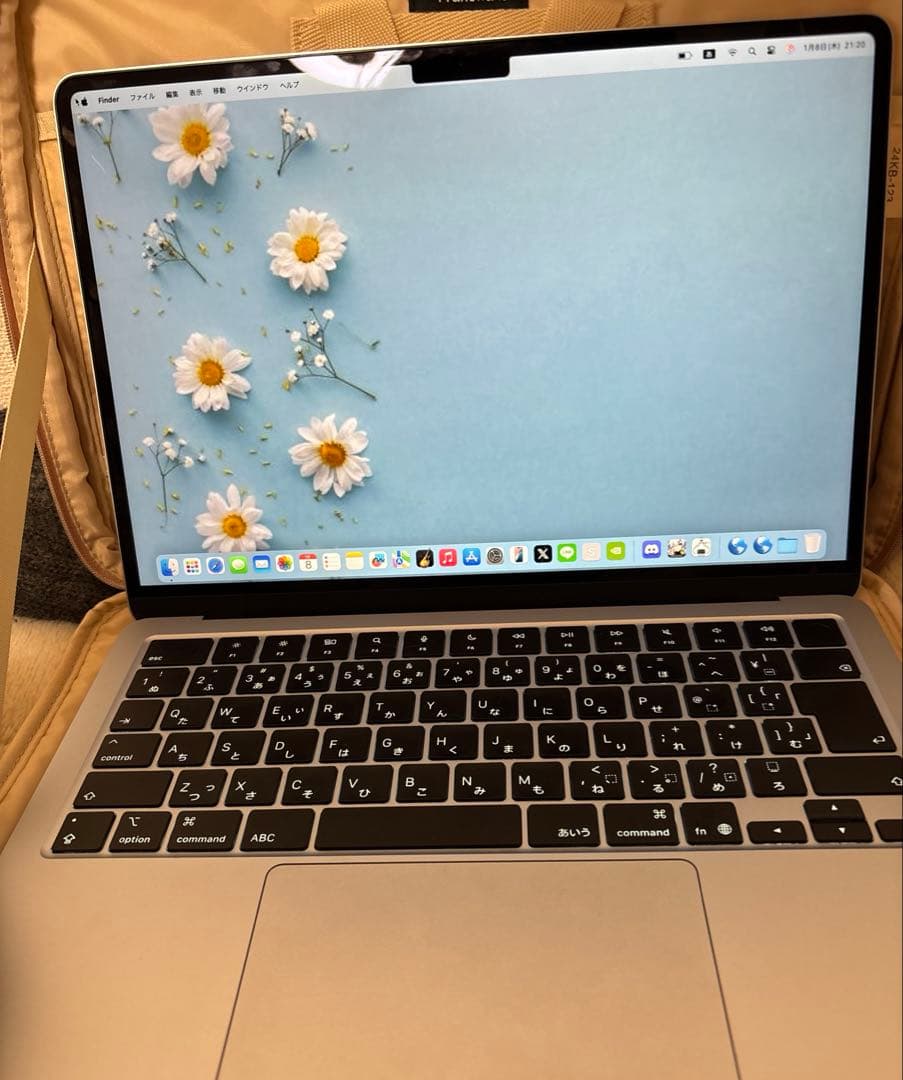 Apple Macbook Air M4 13インチ 16GB スカイブルー