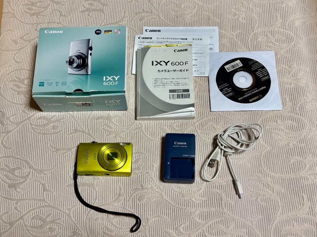 Canon IXY 600F イエロー 本体と付属品