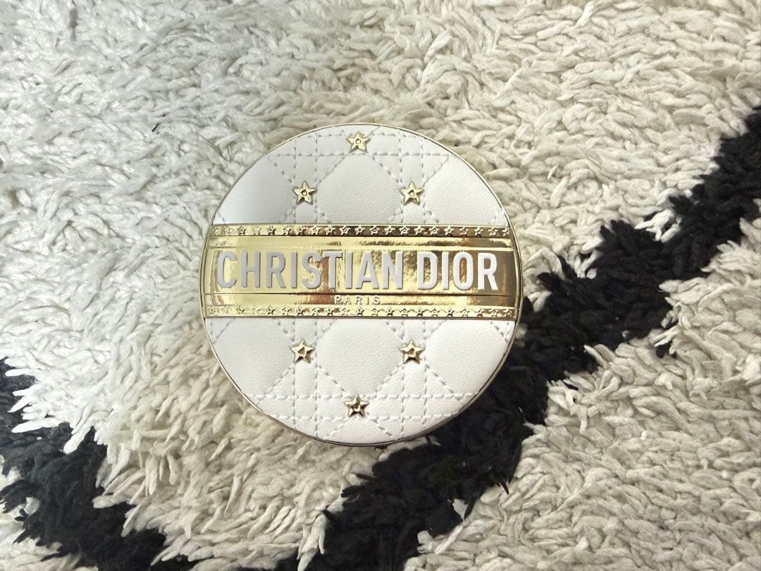 Dior グロウルミナイザー ディオールスター ホリデー限定