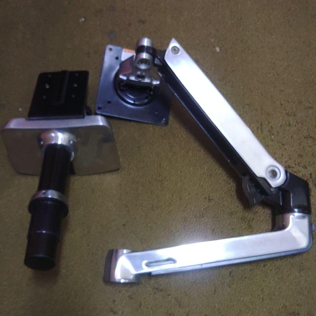 ergotron モニターアーム 可動式