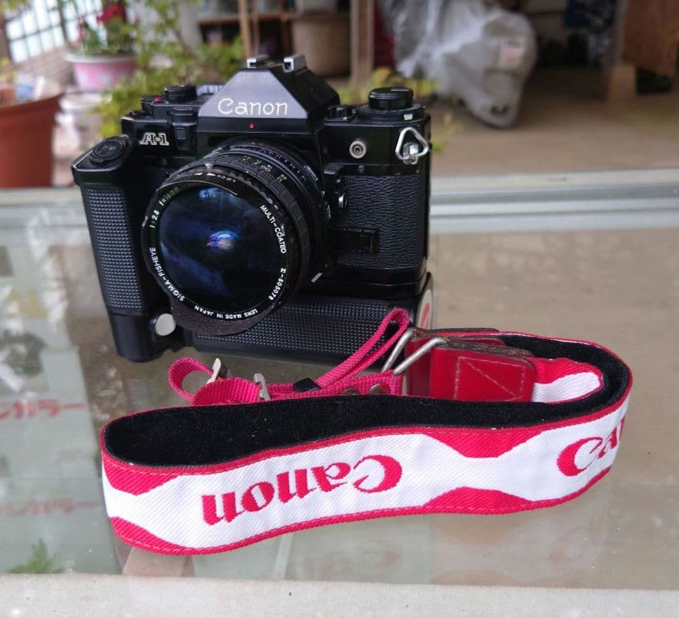 CanonA-1 フィルムカメラ　モータードライブ　シグマ16mmレンズ付き