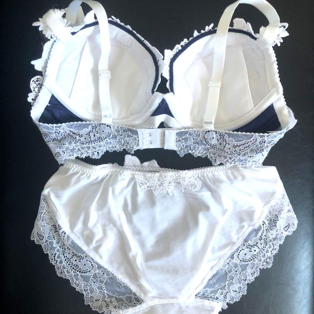 ワコール　サルート 店舗限定 WH 19G ブラジャー ノーマルショーツ