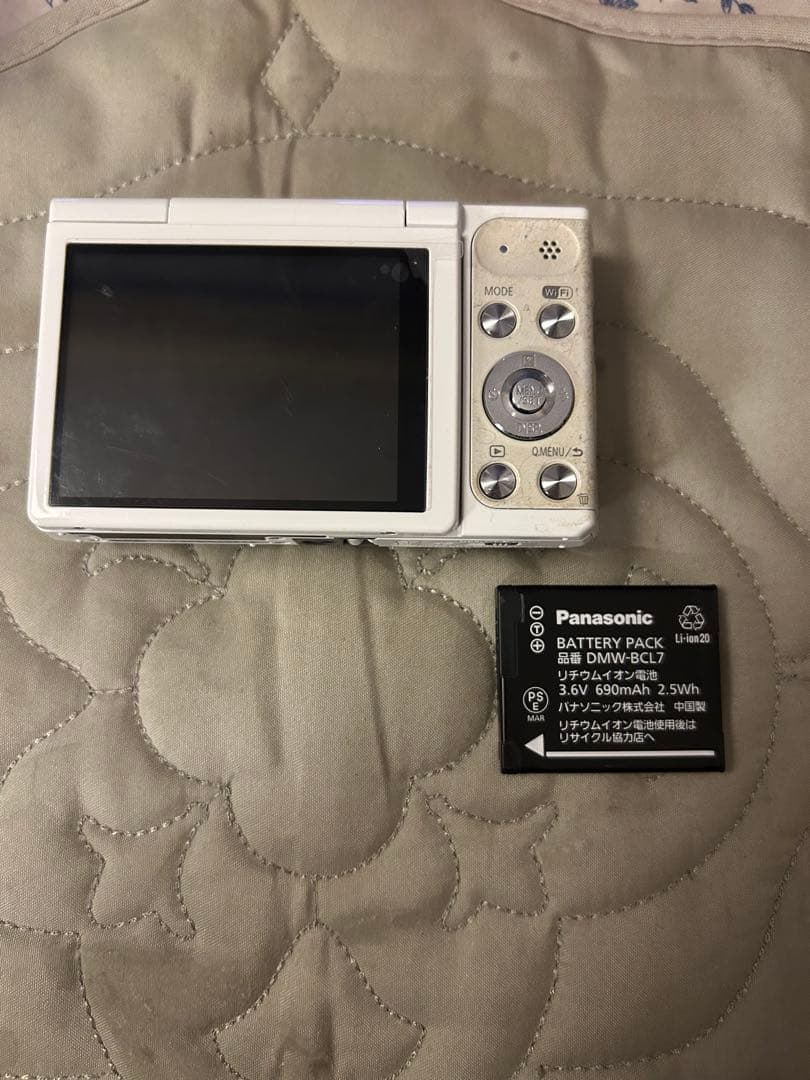 Panasonic LUMIX DMC-SZ10コンパクトデジタルカメラ