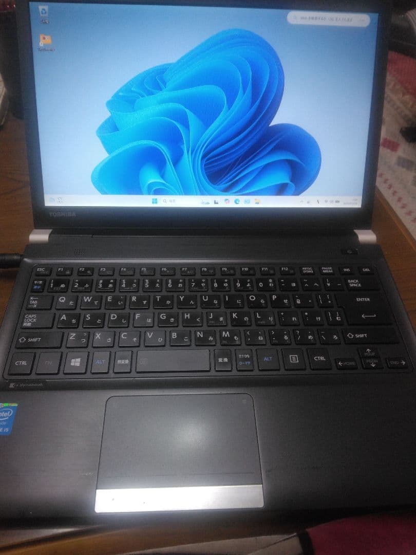 小型、i3、Win11,MicrosoftOffice,一太郎他便利なアプリ入り