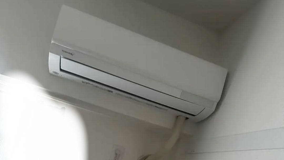 TOSHIBA エアコン RAS-J221M(W) 6畳 2022年 引取限定