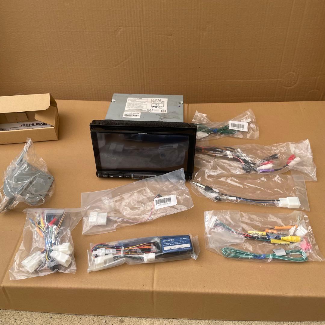 ビッグX 9インチ　X9V カーナビ　ヴォクシー