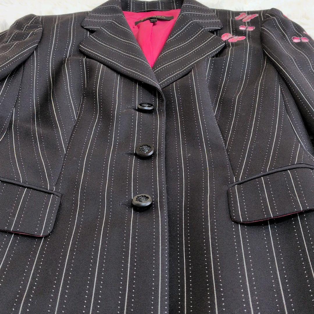 美品✨エスカーダ スーツ セットアップ 刺繍 ブラック ピンク