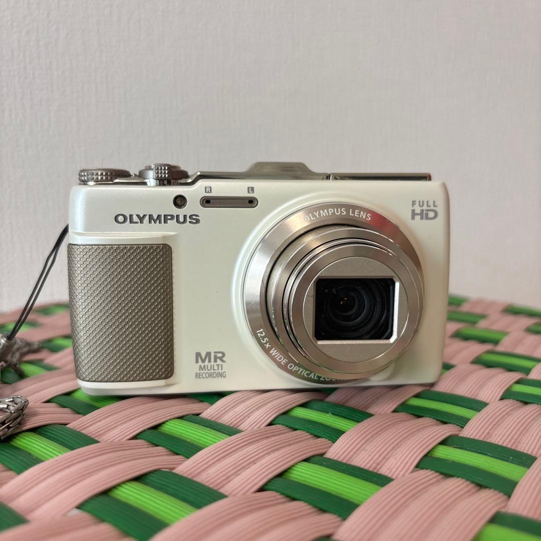 充電器付　OLYMPUS コンパクトデジタルカメラ SH-25MR