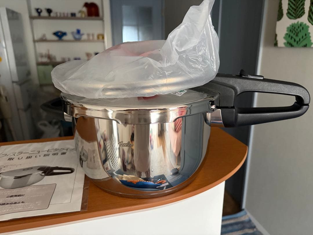 未使用フィスラー圧力鍋4.5ℓニュービタクイック蒸し器ガラス蓋付きfissler
