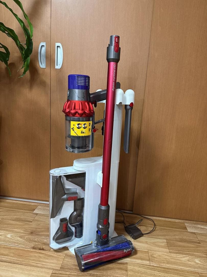 【分解洗浄済】330-ダイソン dyson v10 sv12 掃除機 作動品
