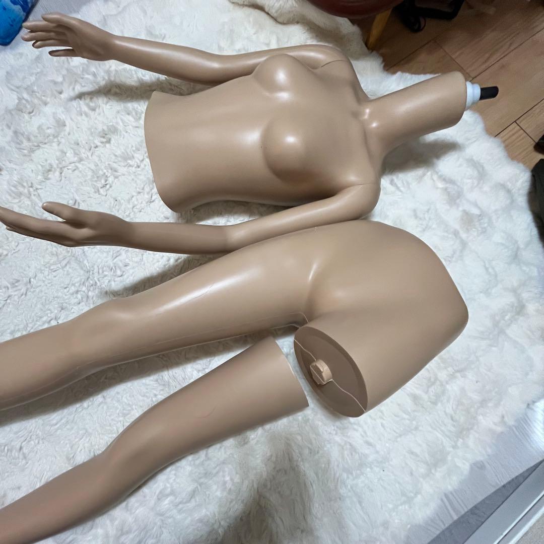 ベージュ 女性用　フルボディ　マネキン