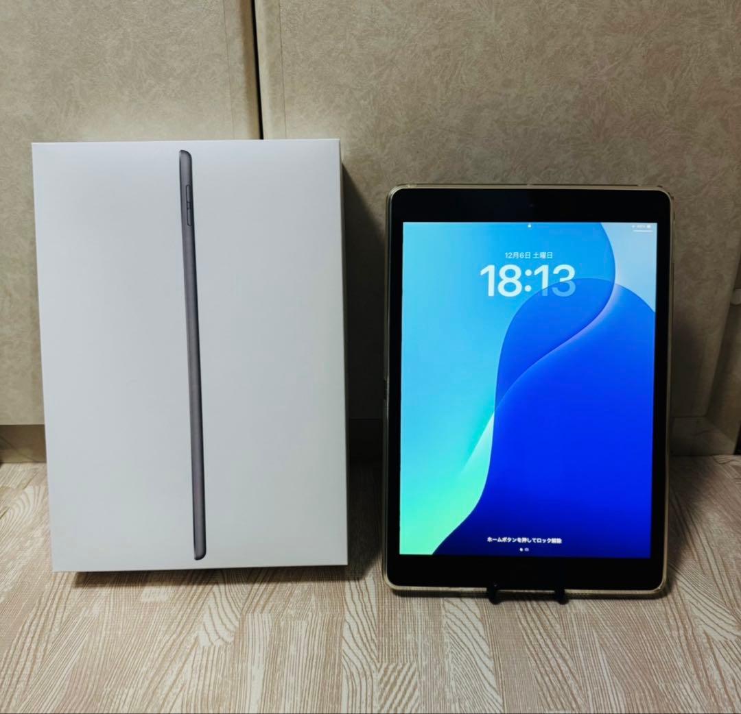 iPad 第8世代 128GB Wi-Fiモデル MYLD2J/Aスペースグレー