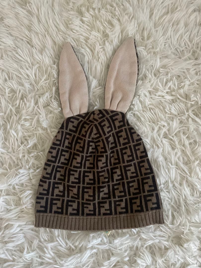FENDI キッズ ニット帽 ウサギ耳 II