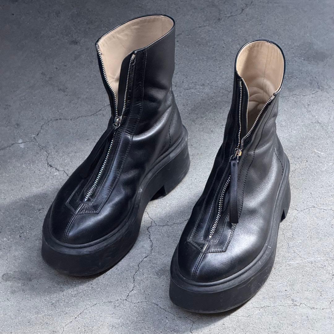 THE ROW フロントジップレザーブーツ