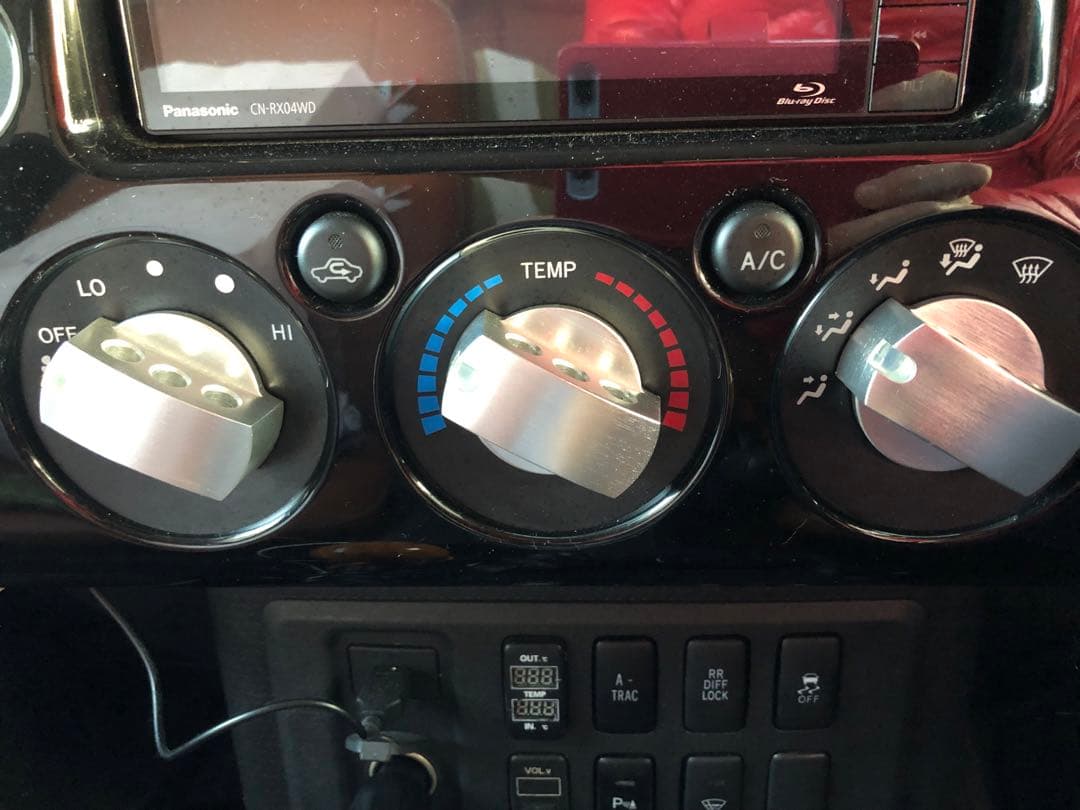 FJクルーザー　エアコンノブ DRAKE OFFROAD
