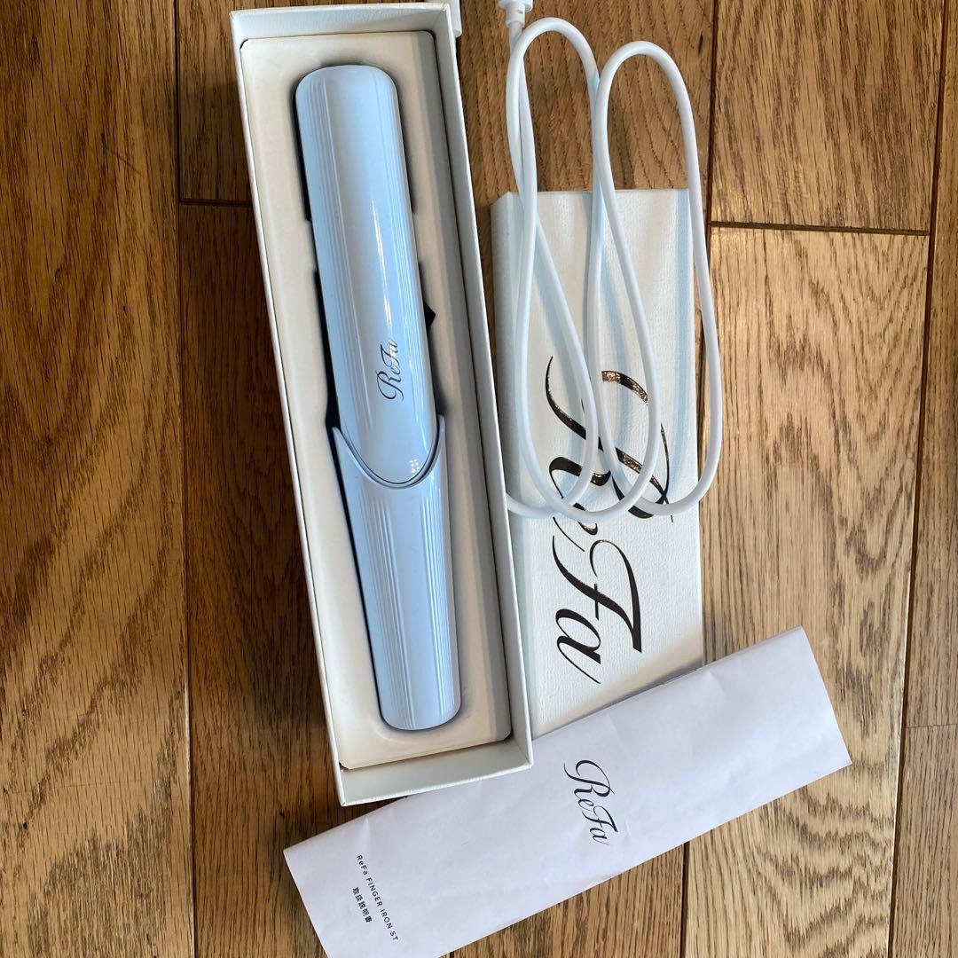 ＲＥＦＡリファ　ストレートヘアアイロンライトブルー