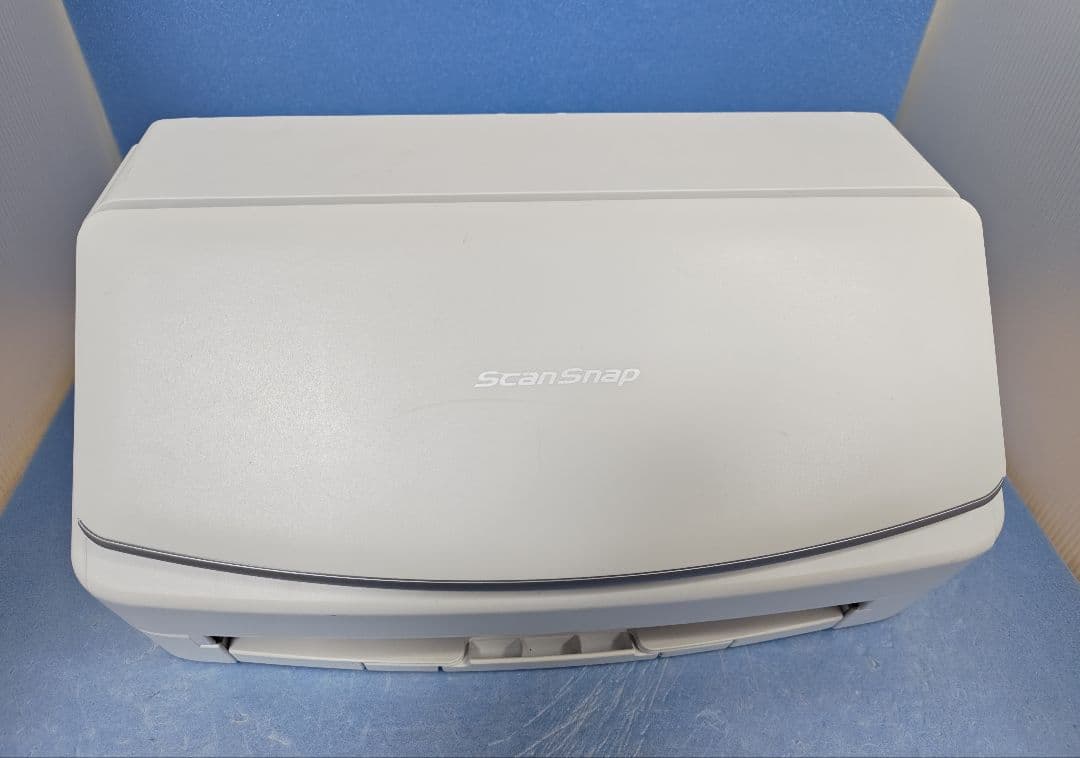 たまった書類を一気にスキャン 富士通 ScanSnap iX1500（白）