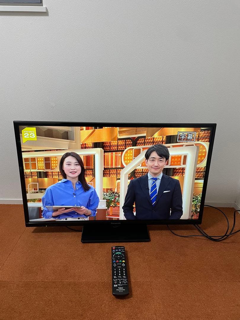 パナソニック　液晶テレビ 32V型　地上/BS/110度CSデジタルハイビジョン