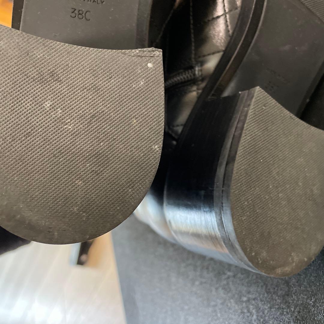 シャネル　黒　38 レザー