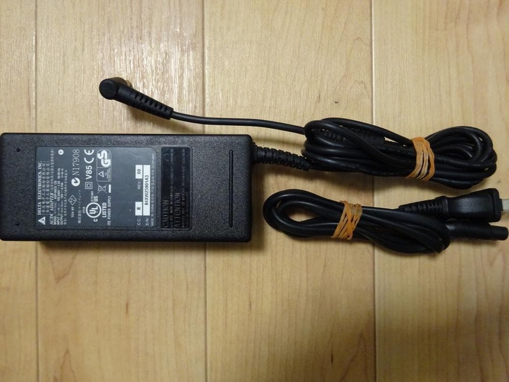 ASUS ノートパソコン ASUS X75VD/中古特価良品