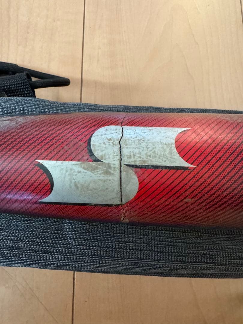 軟式バット MM23 赤黒 カーボンファイバー